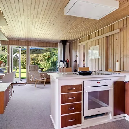 Hébergement de vacances Roald - 320m From The Sea By Interhome
